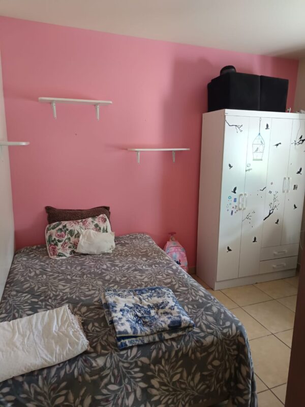 VENDE - SE BELISSÍMA CASA - Image 4